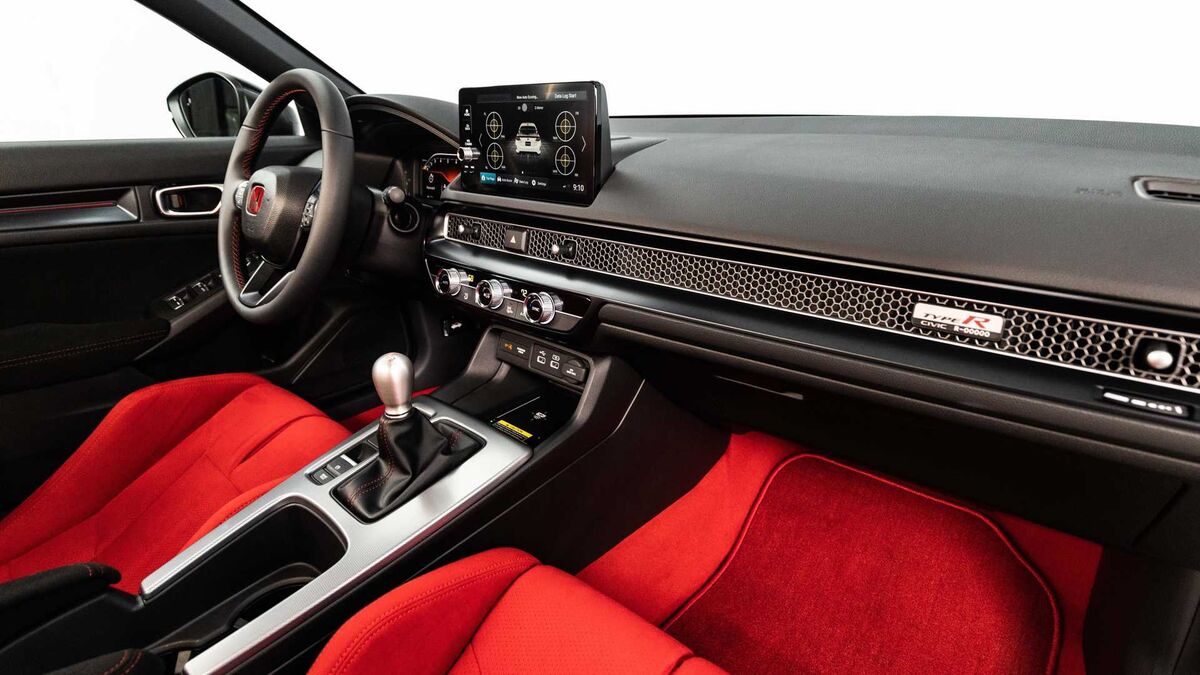 هوندا سیویک تایپ آر ۲۰۲۳ چه ویژگی های دارد؟ |نگاهی به آخرین سیویک بنزینی در راه اروپا