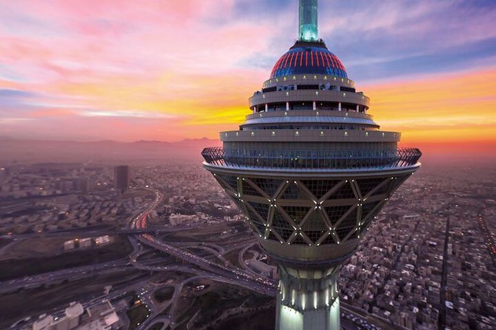 همایش معرفی ظرفیت‌های گردشگری اروند در برج میلاد تهران برگزار شود