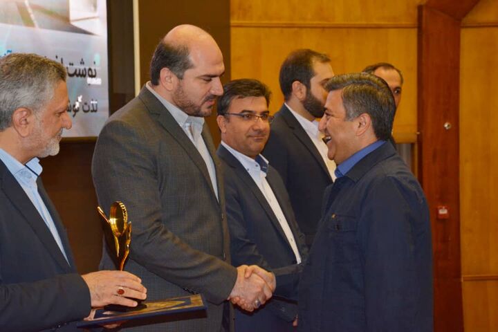 مخترع جهانی نوشت افزار آنتی باکتریال کارآفرین برتر شد مخترع جهانی نوشت افزار آنتی باکتریال کارآفرین برتر شد