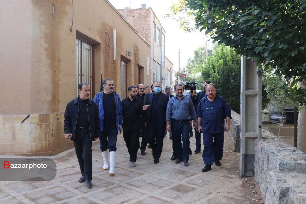 سرپرست ستاد اجرایی فرمان امام از مناطق سیل زده یزد بازدید کرد