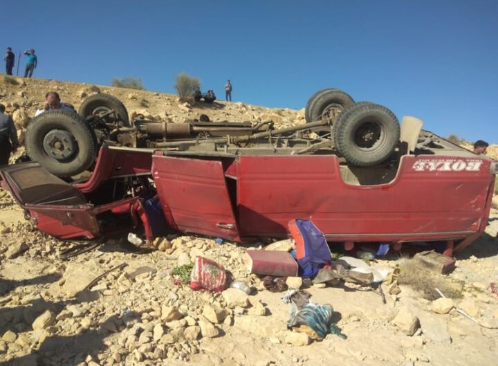 حادثه مرگبار برای کارگران مزارع گوجه فرنگی در دشتستان| ۲ کشته و ۱۵ مصدوم در تصادف مینی بوس کارگری حادثه مرگبار برای کارگران مزارع گوجه فرنگی در دشتستان| ۲ کشته و ۱۵ مصدوم در تصادف مینی بوس کارگری