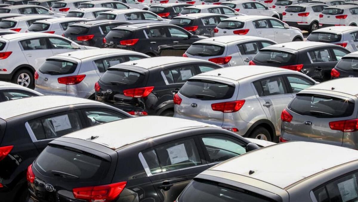 فلج شدن «قانون واردات خودرو» زیر سایه انحصار | دولت لجبازی می‌کند