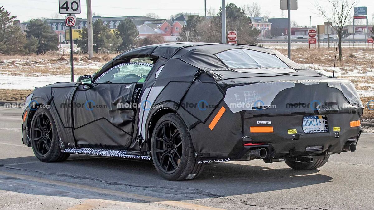 «موستانگ» ۲۰۲۴ چه ویژگی های دارد؟ | رونمایی فورد در ماه آینده