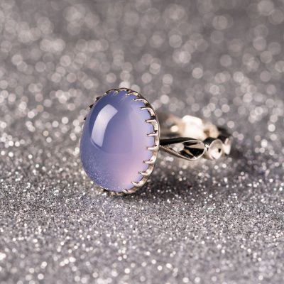 فواید استفاده از انگشتر عقیق کبود برای بیماری های داخلی