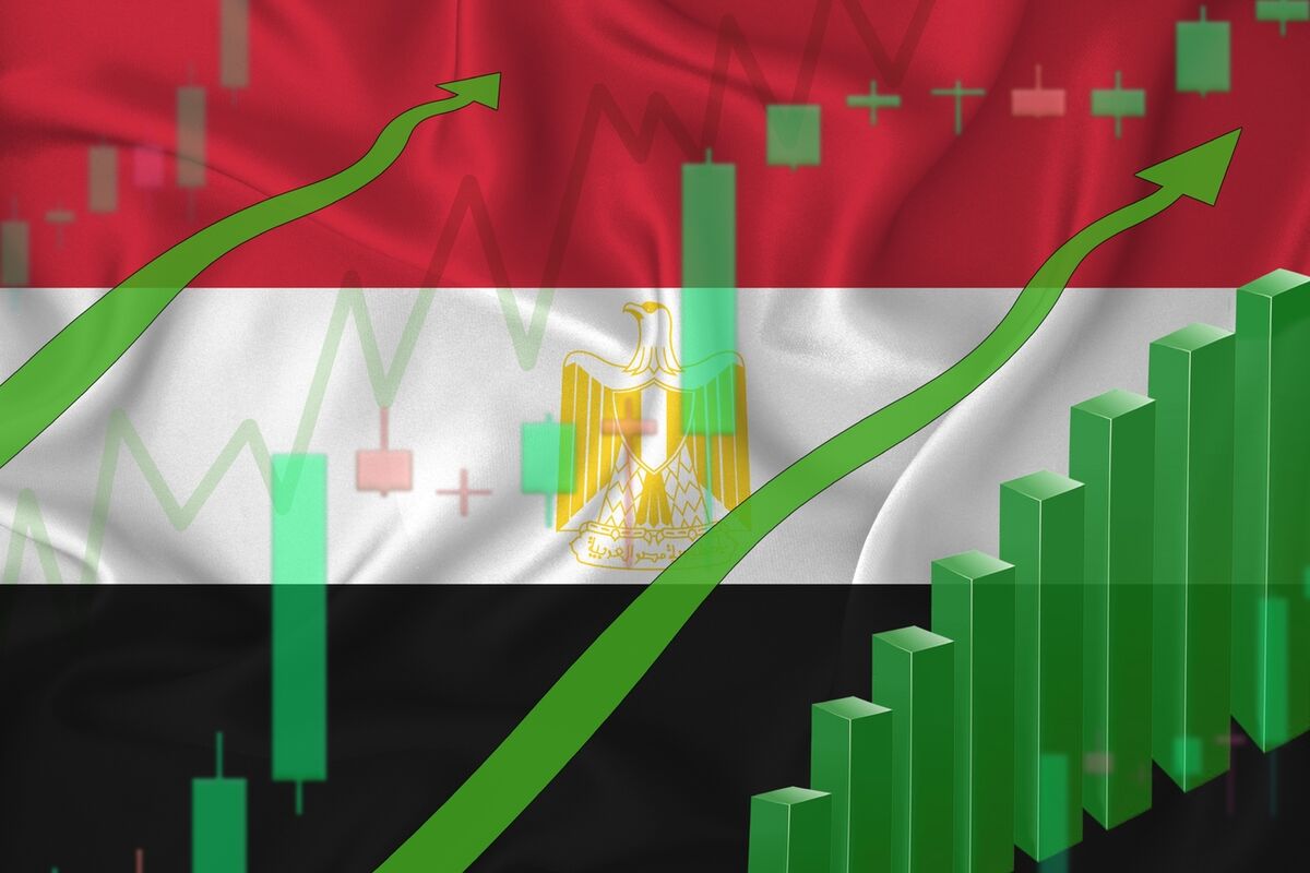 استقبال بازرگانان مصری از رویکرد جدید بانک مرکزی در لغو محدودیت‌ها