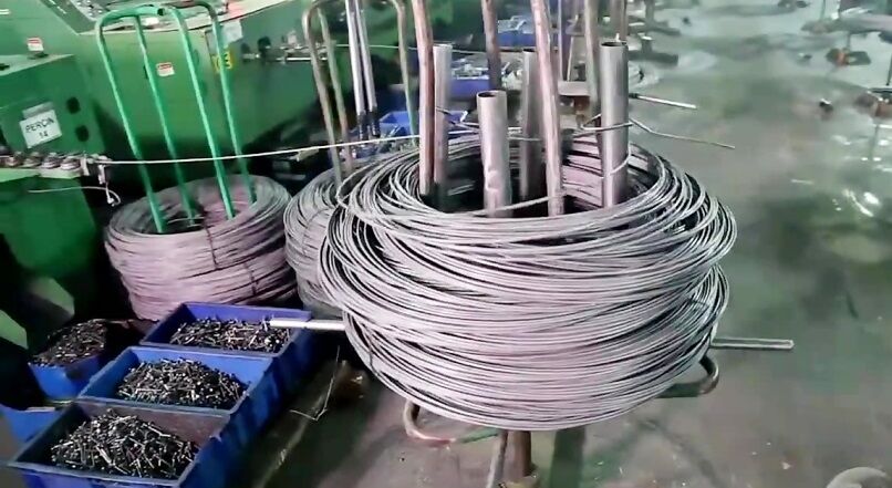 تولیدکنندگان «پیچ و مهره» در پیچ مشکلات ماندهاند| بیثباتی قیمتها سد راه تولید