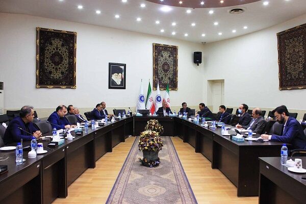 ضرورت رفع موانع صادرات محصولات شرکتهای داروسازی آذربایجانشرقی