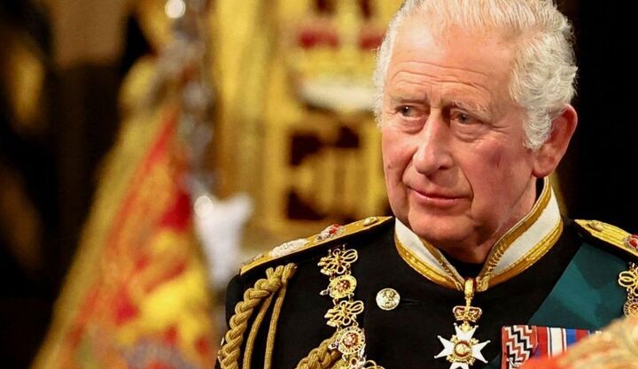  چارلز رسما به عنوان پادشاه انگلیس معرفی شد