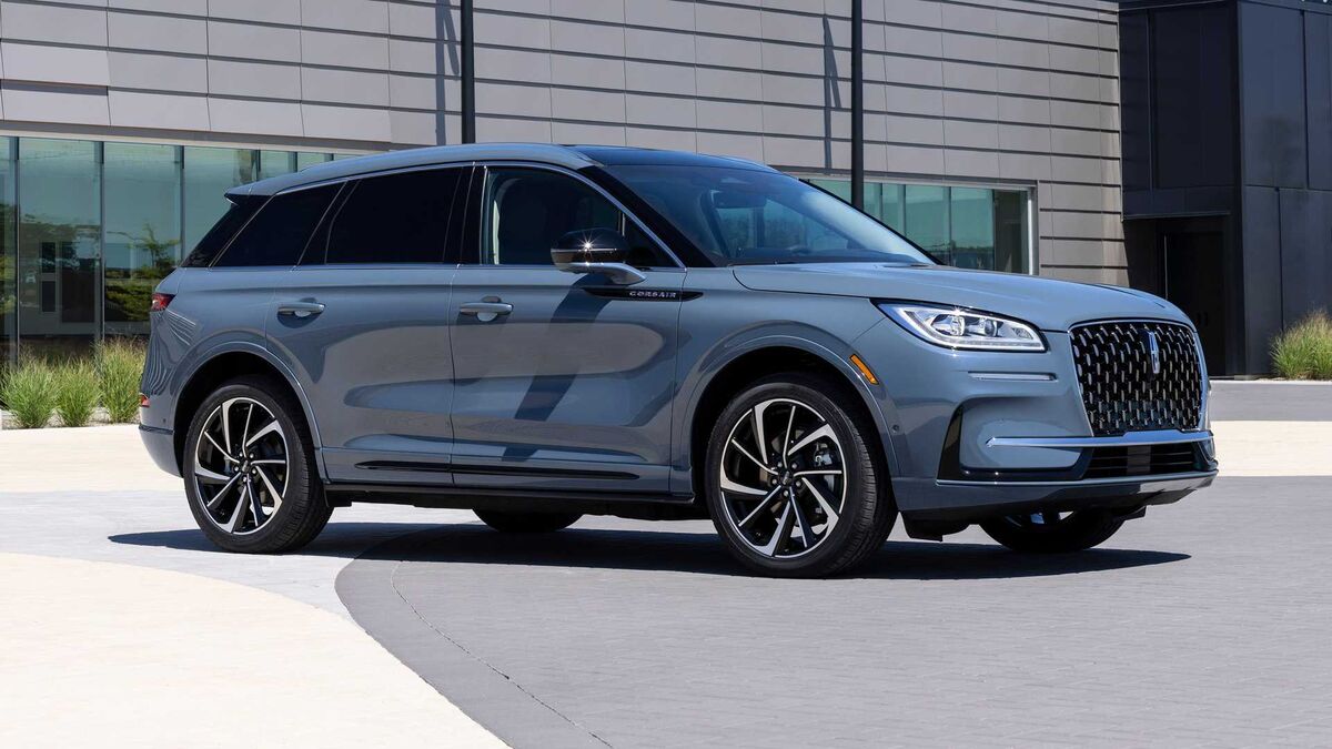 لینکلن کورسیر ۲۰۲۳ با فناوری جدید ایمنی معرفی شد