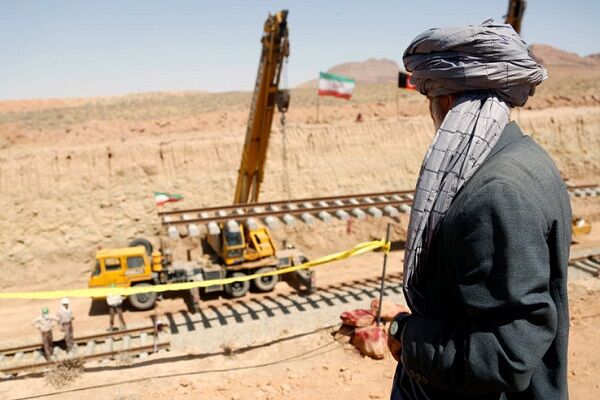 راه‌آهن خواف-هرات خاک می‌خورد| شرایط تجارت با افغانستان سخت‌تر از گذشته