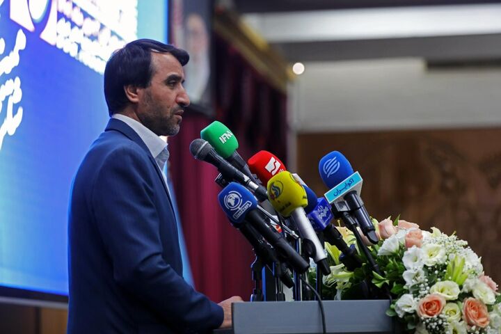 تولیدات صنعت پتروشیمی از مرز ۹۰ میلیون تن گذشته است تولیدات صنعت پتروشیمی از مرز ۹۰ میلیون تن گذشته است