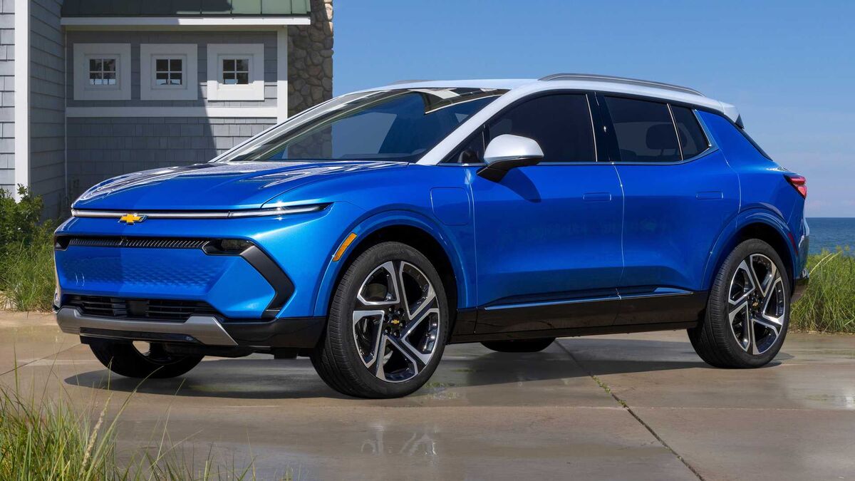 چالش نمایندگی ها در ارائه خدمات خودروهای الکتریکی| کمبود لیتیوم بحران ایجاد کرد