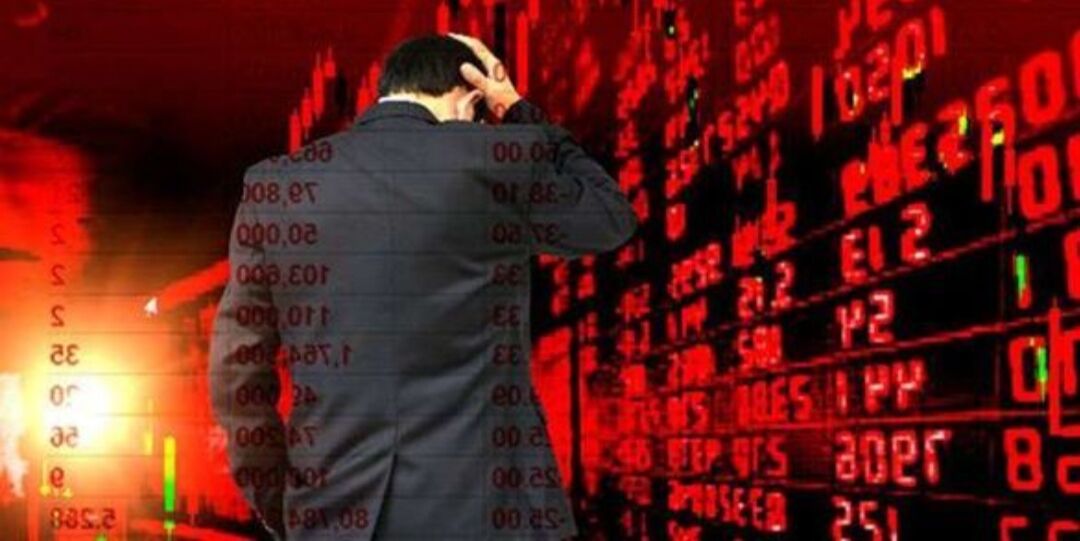 شرایط بد اقتصادی پشت درهای بی تدبیری؛ ماندن در بورس با حصول دو شرط