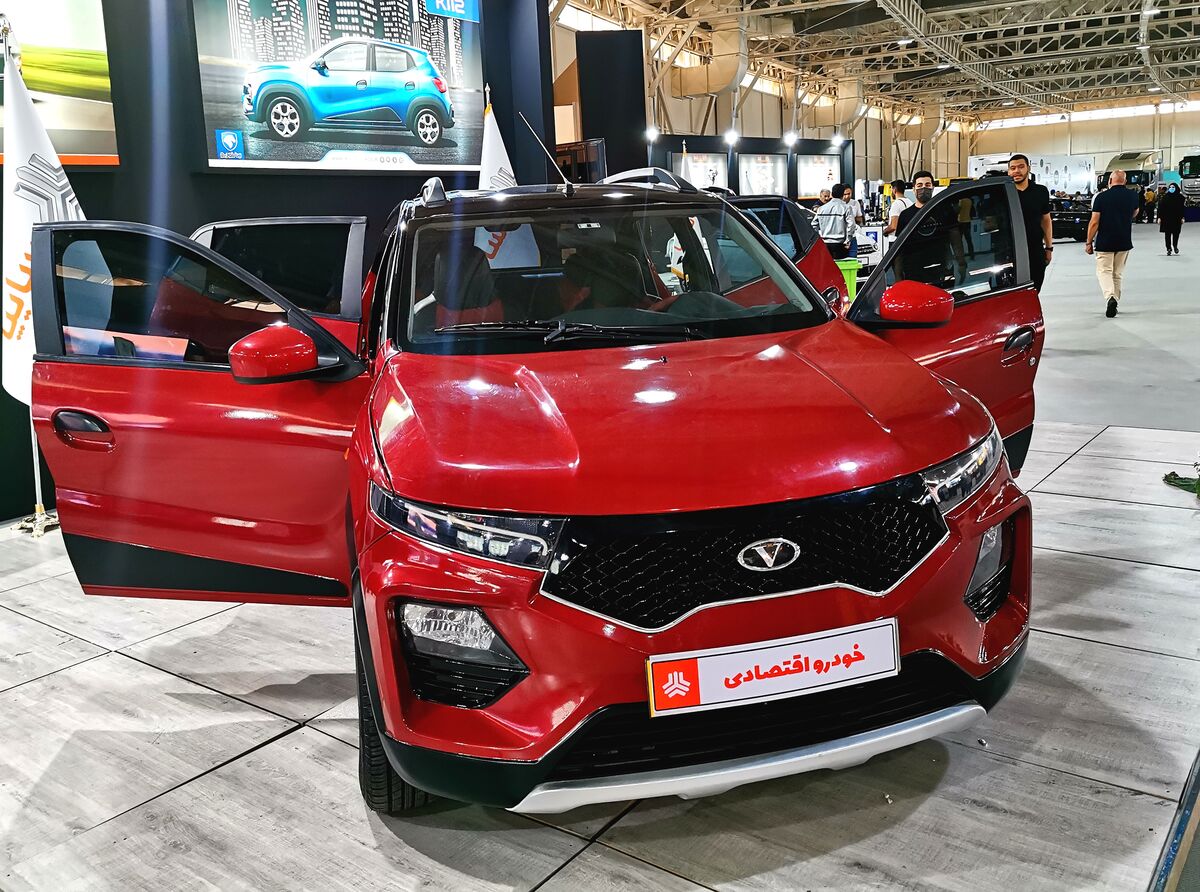 خودرو اقتصادی بهمن ماه به بازار می آید|دستورالعمل شورای رقابت متناسب با قوانین جهانی