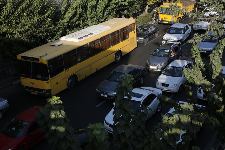 آزادراه قزوین- کرج- تهران و محور شهریار زیر بار ترافیک سنگین