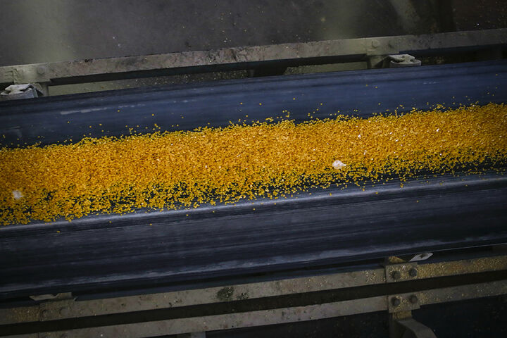 کارخانه تولید محصولات گوگردی در سرخس