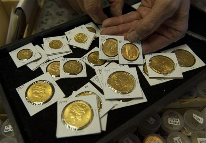 کاهش ۵۰ هزار تومانی قیمت سکه و افت ۴۷ هزار تومانی طلا