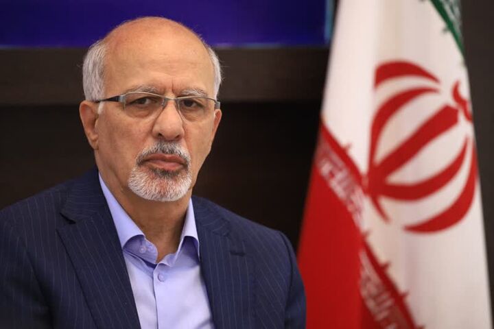 ۵۰ درصد نیروهای صنعتی اردکان غیربومی هستند| تعطیلی نیمی از واحدهای صنعتی یزد ۵۰ درصد نیروهای صنعتی اردکان غیربومی هستند| تعطیلی نیمی از واحدهای صنعتی یزد