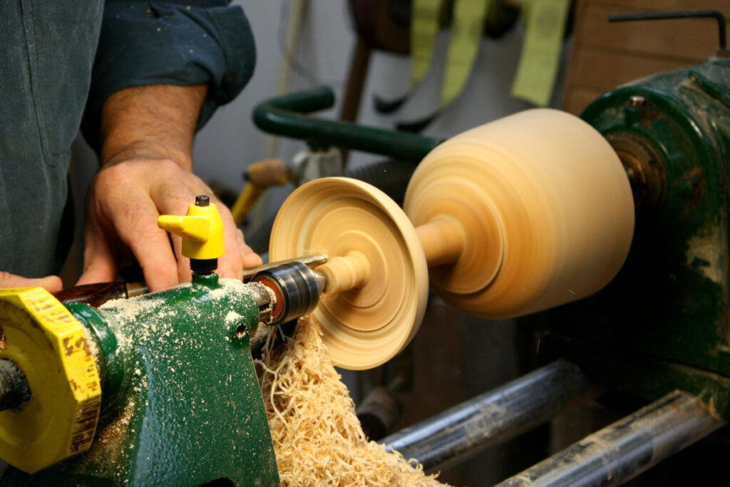 قیمت ابزار کار سر به فلک کشیده است| کارگاههای کوچک نیازمند حمایت