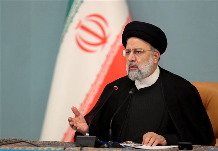 با اتکا به نیروهای مستعد و ظرفیت فراوان داخلی باید مشکلات را حل کنیم با اتکا به نیروهای مستعد و ظرفیت فراوان داخلی باید مشکلات را حل کنیم
