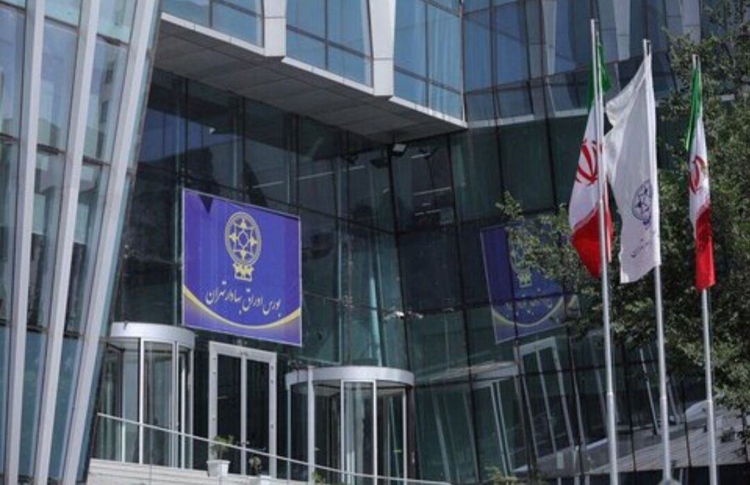 بودجه ۱۴۰۲ سکوی حمایت از بورس| لزوم بازنگری جدی در سیاستهای کلان اقتصادی برای تحقق بازاری پررونق