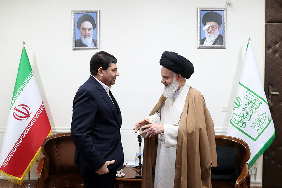 دولت برای رفع گرانی و مشکلات معیشتی بیشتر تلاش کند| تأکید بر اصلاح ساختار بانکها و حمایت از تولید