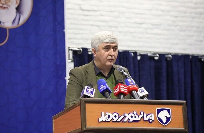 تولید ۴۰۶ هزار دستگاه خودرو در ایران خودرو
