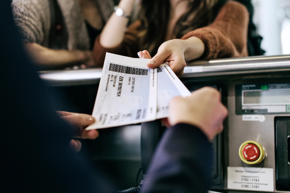 چند روش برای خرید بلیط هواپیما ارزان
