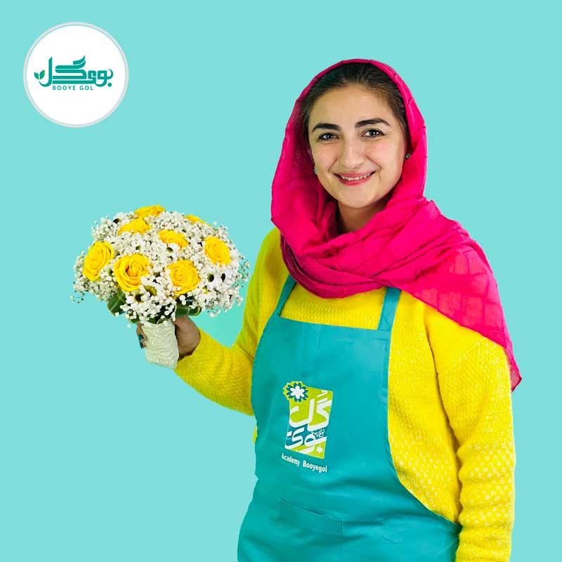 دسته گل عروس بوی گل