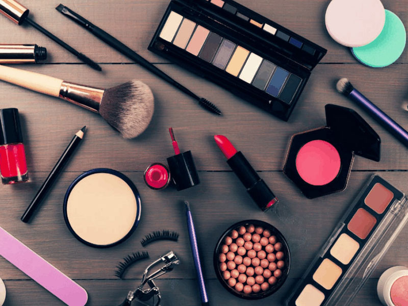 تمدید حراج بلک فرایدی لوازم آرایشی و بهداشتی تا ۷۰ % تخفیف