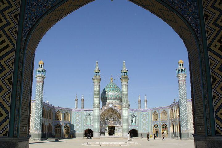 توسعه گردشگری مذهبی با توجه به مشترکات فرهنگی ایران و کشورهای منطقه