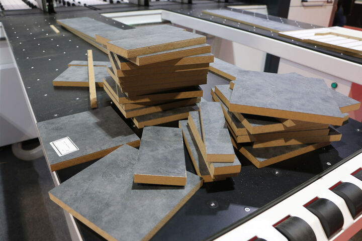 استفاده از سر درختی های هرس شده چقدر در تولید نئوپان و ام دی اف مورد استفاده قرار می گیرد استفاده از سر درختی های هرس شده چقدر در تولید نئوپان و ام دی اف مورد استفاده قرار می گیرد