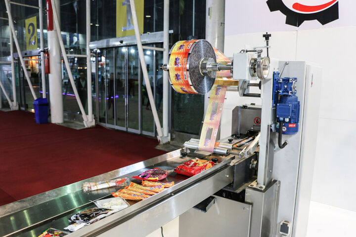 تسهیلات گران؛ سد راه توسعه صنایع فلزی| خریداران خارجی به نام مشتری ایرانی با ریال خرید می کنند تسهیلات گران؛ سد راه توسعه صنایع فلزی| خریداران خارجی به نام مشتری ایرانی با ریال خرید می کنند