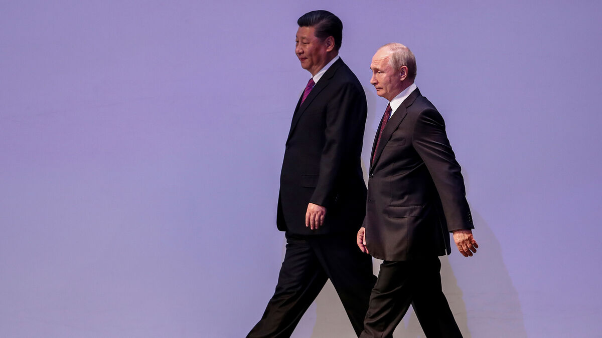 اتحاد روسیه و چین جهت کاهش وابستگی به دلار