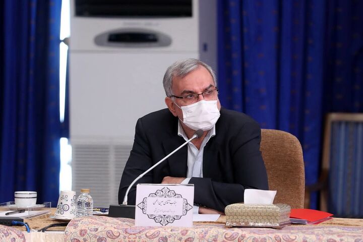وزیر بهداشت از امضای تفاهم نامه با تاجیکستان در زمینه صادرات دارو خبر داد