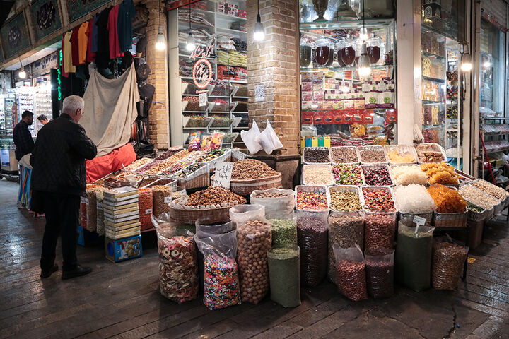 نظارت و بازرسی بازار کالاهای اساسی ویژه شب یلدا تشدید شد