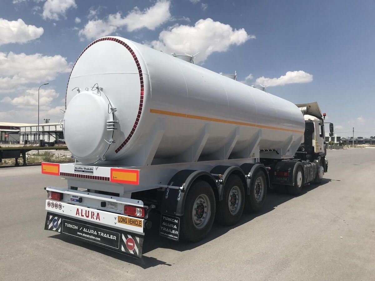 ۵۰۰ کامیون نفتکش به شبکه سوخت رسانی کشور اضافه شد