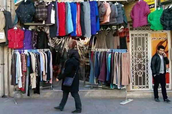 سردی رکود بر بازار پوشاک زمستانی| مردم گلایه‌مند و فروشنده‌ها ناراضی