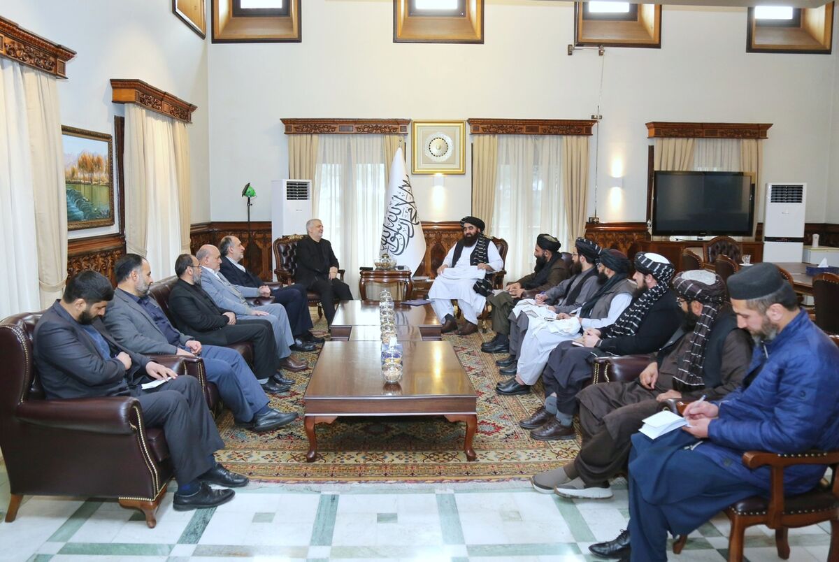 دیدار سفیر جدید ایران در کابل با وزیر خارجه دولت سرپرست طالبان افغانستان