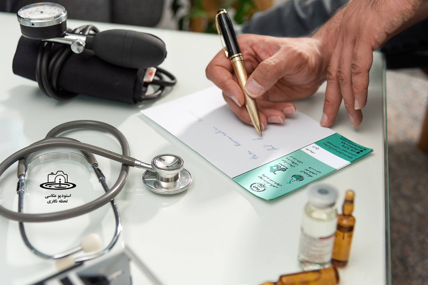 معرفی هر چه بهتر کلینیک های درمانی با نمایش تیزر و عکاسی تبلیغاتی