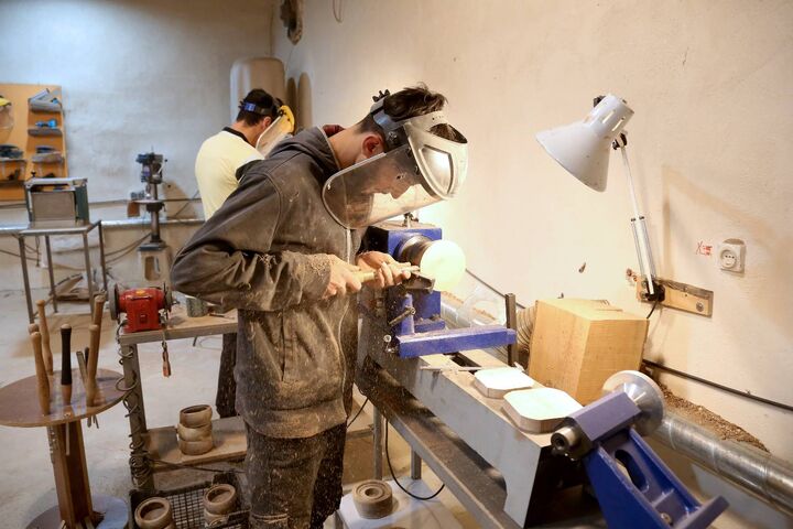 ۳۷۰۰ شغل برکت برای ساکنان ایران کوچک  ۳۷۰۰ شغل برکت برای ساکنان ایران کوچک