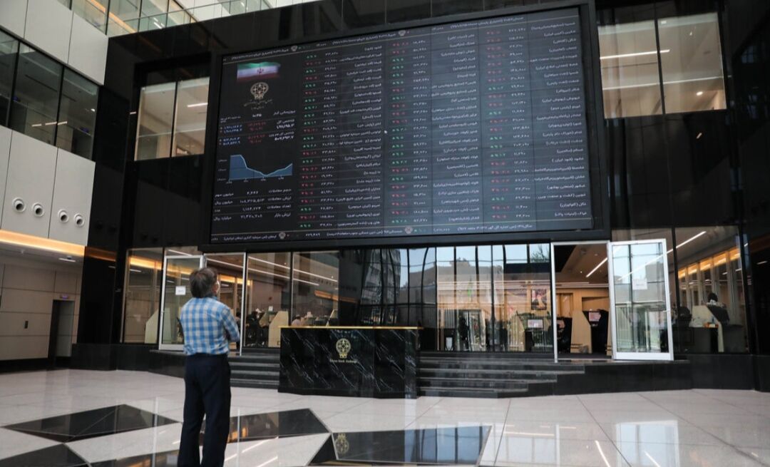 سوخت گیری شاخص از فرآوردههای نفتی| خرید و فروش هیجانی ممنوع