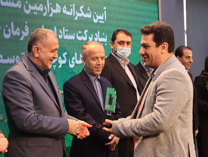 اشتغال ۲۲۰ هزار نفری در هزار بنگاه اقتصادی| حمایت ۱۲ هزار میلیارد تومانی بنیاد برکت از مناطق محروم اشتغال ۲۲۰ هزار نفری در هزار بنگاه اقتصادی| حمایت ۱۲ هزار میلیارد تومانی بنیاد برکت از مناطق محروم