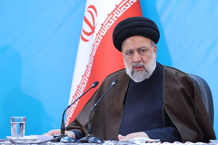 قطار پیشرفت ایران اسلامی در حال حرکت است قطار پیشرفت ایران اسلامی در حال حرکت است