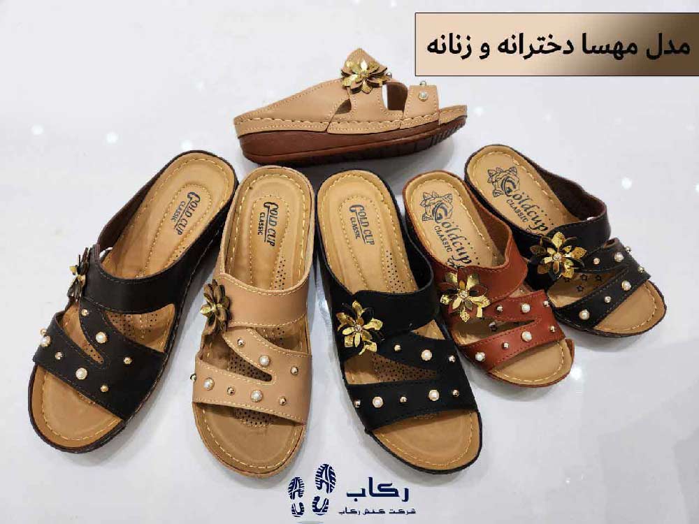 رونق بازار دمپایی و صندل در ماه های پایانی سال ۱۴۰۱