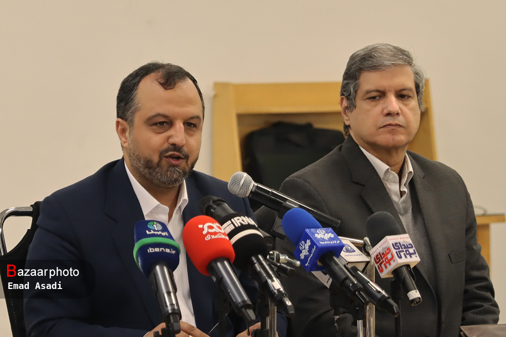 بورس مانع از زیان بزرگترین خودروساز کشور|برنامه 10 ساله خصوصی سازی وجود دارد