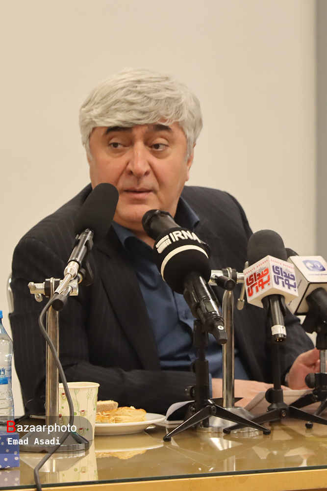 بورس مانع از زیان بزرگترین خودروساز کشور|برنامه 10 ساله خصوصی سازی وجود دارد