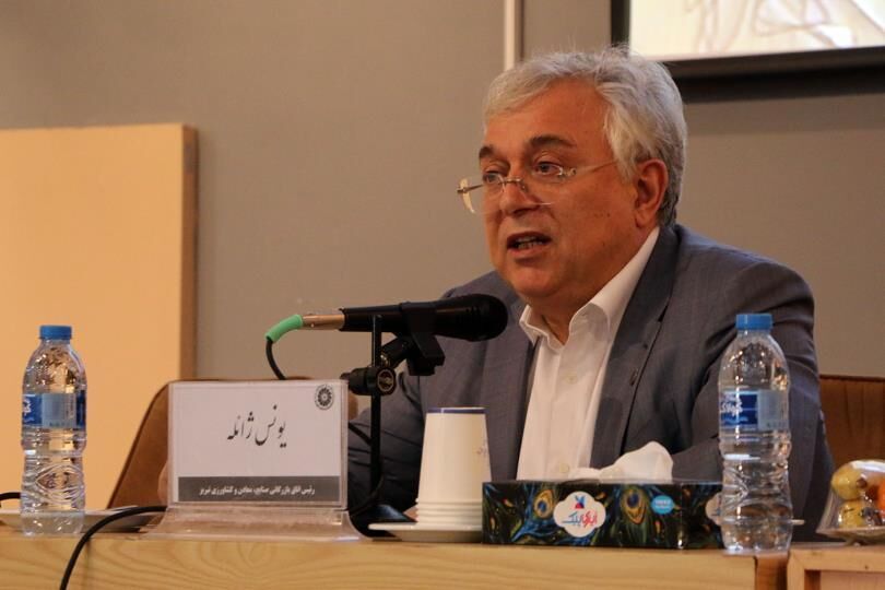 توسعه صادرات تنها راه خروج از مشکلات اقتصادی| ایران کشور فرصتها است