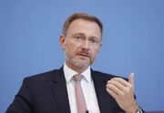 وزیر دارایی آلمان نسبت به جدایی سریع از بازار چین هشدار داد