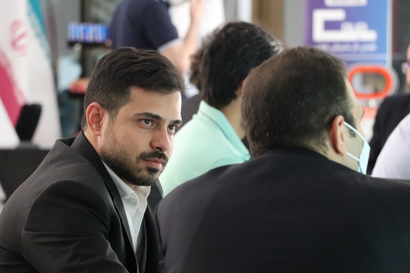 دکتر ساسان سیفی - محقق و تحلیل گر بازارهای مالی و بلاکچین